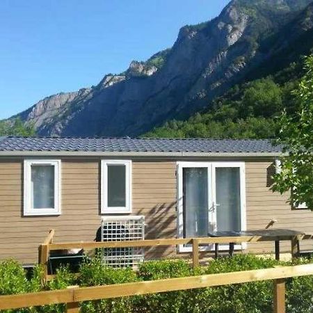 Camping 5 Etoiles - Piscine - Eeceff Le Bourg-dʼOisans Zewnętrze zdjęcie
