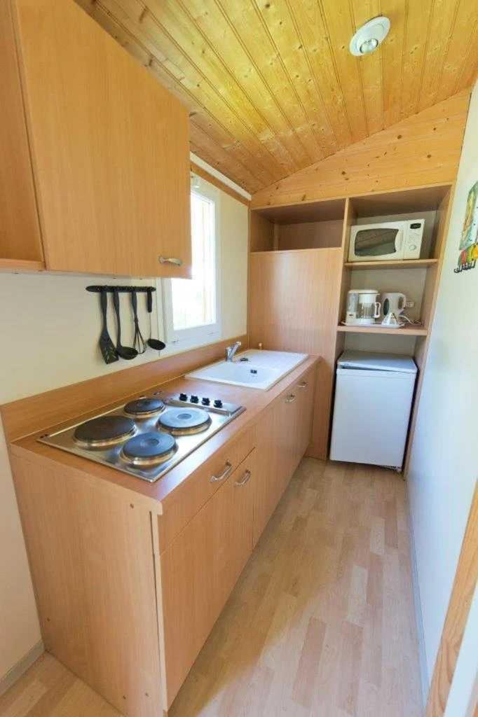 Camping 5 Etoiles - Piscine - Eeceff Le Bourg-dʼOisans Zewnętrze zdjęcie