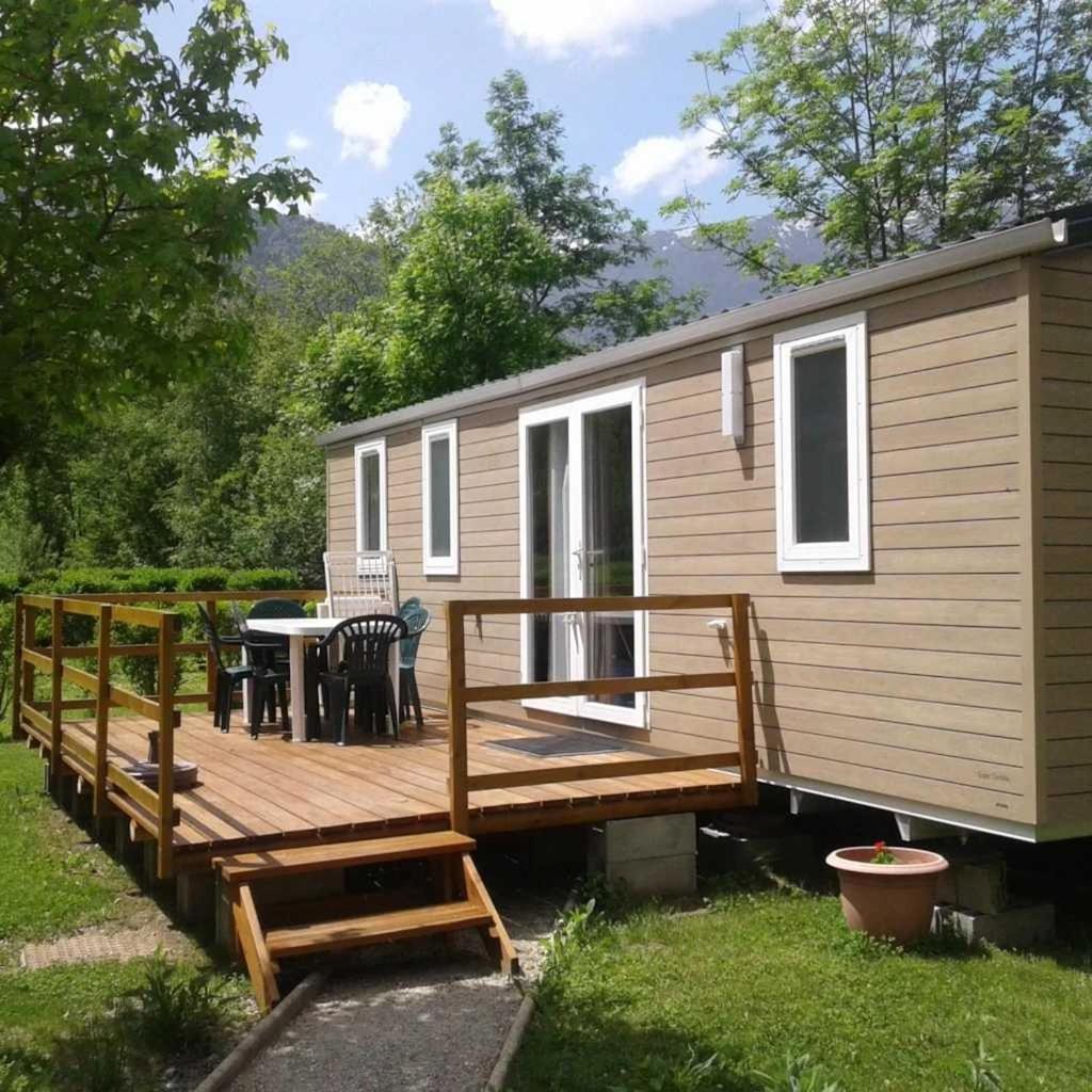 Camping 5 Etoiles - Piscine - Eeceff Le Bourg-dʼOisans Zewnętrze zdjęcie