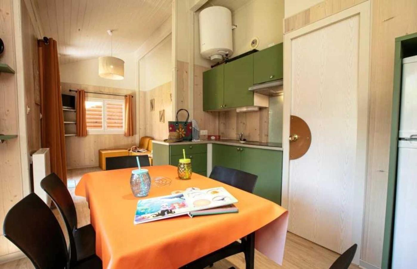 Camping 5 Etoiles - Piscine - Eeceff Le Bourg-dʼOisans Zewnętrze zdjęcie