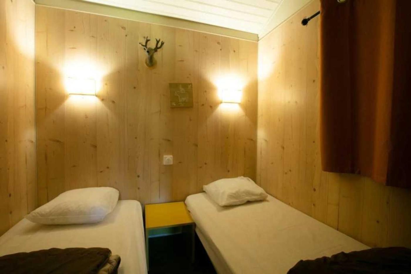 Camping 5 Etoiles - Piscine - Eeceff Le Bourg-dʼOisans Zewnętrze zdjęcie